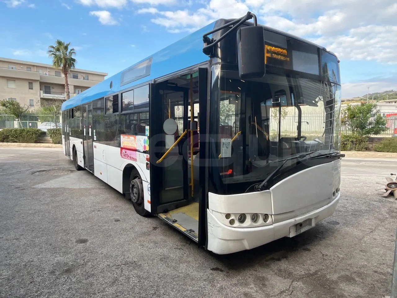 Solaris Urbino - Gradski autobus: slika Solaris Urbino - Gradski autobus Solaris Urbino - Gradski autobus: slika Solaris Urbino - Gradski autobus