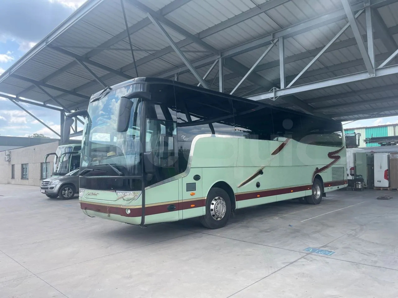 Van Hool Acron - Turistički autobus: slika Van Hool Acron - Turistički autobus Van Hool Acron - Turistički autobus: slika Van Hool Acron - Turistički autobus