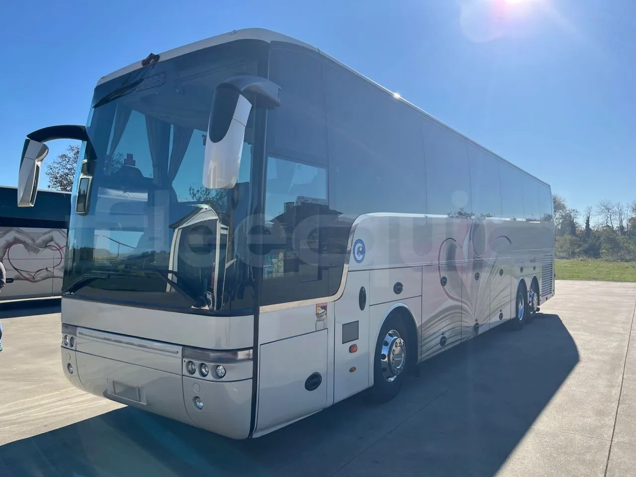 Van Hool Astronef - Turistički autobus: slika Van Hool Astronef - Turistički autobus Van Hool Astronef - Turistički autobus: slika Van Hool Astronef - Turistički autobus