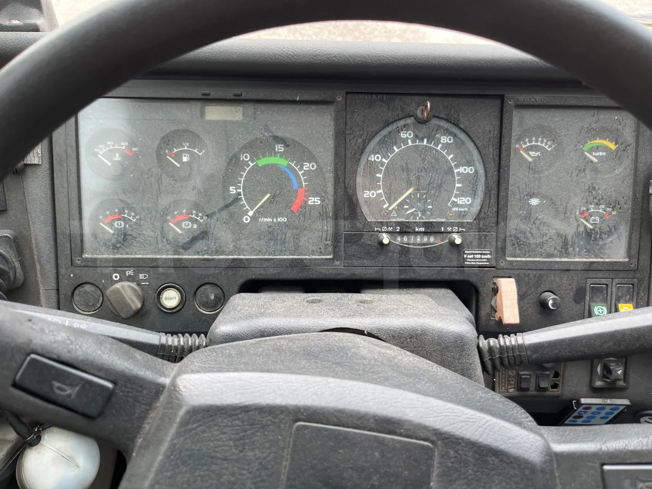 Volvo B12 - Turistički autobus: slika Volvo B12 - Turistički autobus Volvo B12 - Turistički autobus: slika Volvo B12 - Turistički autobus