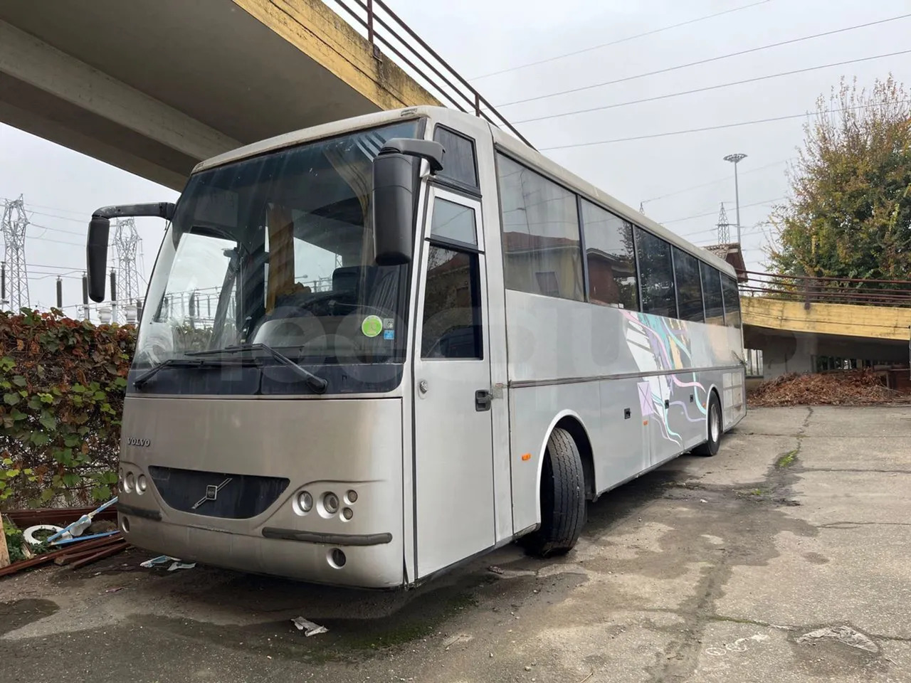 Volvo Barbi Genesis - Turistički autobus: slika Volvo Barbi Genesis - Turistički autobus Volvo Barbi Genesis - Turistički autobus: slika Volvo Barbi Genesis - Turistički autobus