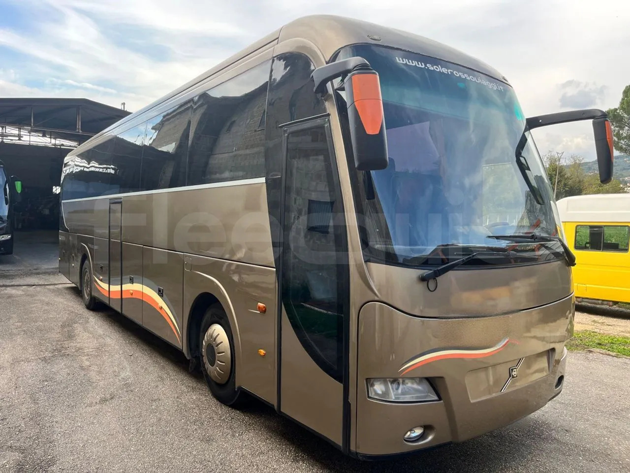 Volvo Barbi Genesis - Turistički autobus: slika Volvo Barbi Genesis - Turistički autobus Volvo Barbi Genesis - Turistički autobus: slika Volvo Barbi Genesis - Turistički autobus