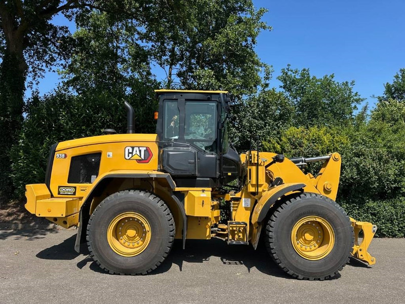 Cat 938M - Utovarivač na kotačima: slika Cat 938M - Utovarivač na kotačima Cat 938M - Utovarivač na kotačima: slika Cat 938M - Utovarivač na kotačima