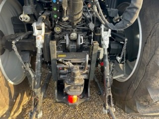 CASE IH CVX 145 - Traktor: slika CASE IH CVX 145 - Traktor CASE IH CVX 145 - Traktor: slika CASE IH CVX 145 - Traktor