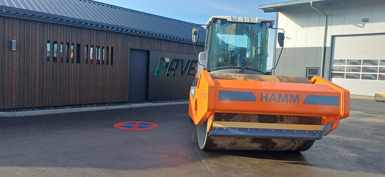 HAMM HC 200i - Kompaktor: slika HAMM HC 200i - Kompaktor HAMM HC 200i - Kompaktor: slika HAMM HC 200i - Kompaktor