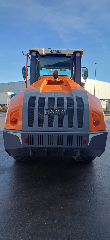 HAMM HC 200i - Kompaktor: slika HAMM HC 200i - Kompaktor HAMM HC 200i - Kompaktor: slika HAMM HC 200i - Kompaktor