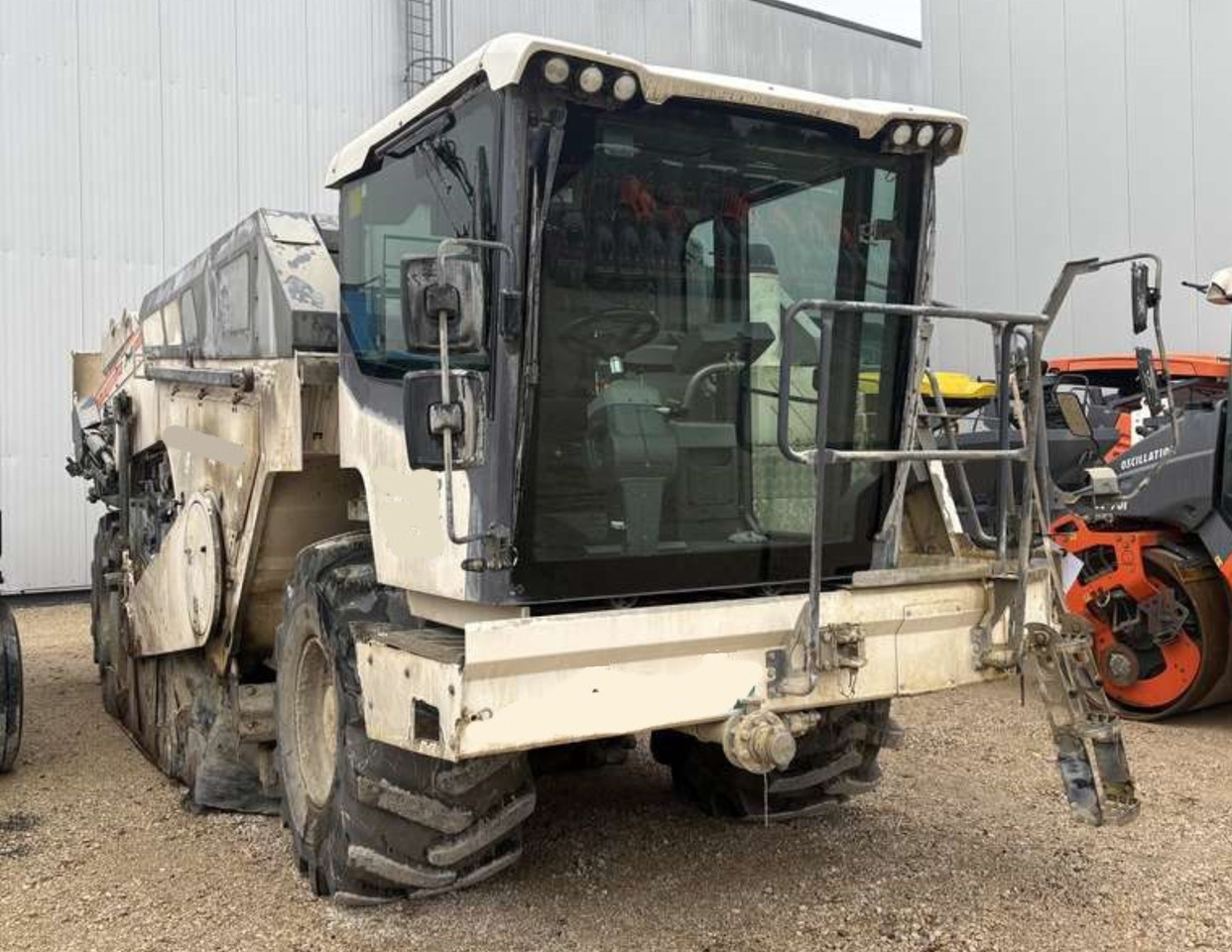 WIRTGEN WR 240i S-PACK - Stabilizator tla: slika WIRTGEN WR 240i S-PACK - Stabilizator tla WIRTGEN WR 240i S-PACK - Stabilizator tla: slika WIRTGEN WR 240i S-PACK - Stabilizator tla