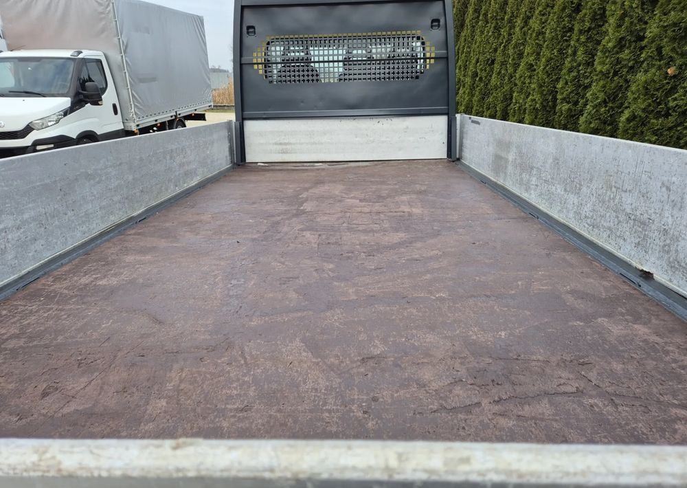 Fiat DUCATO 2.3 MultiJet 150KM - Dostavno vozilo s ravnom platformom: slika Fiat DUCATO 2.3 MultiJet 150KM - Dostavno vozilo s ravnom platformom Fiat DUCATO 2.3 MultiJet 150KM - Dostavno vozilo s ravnom platformom: slika Fiat DUCATO 2.3 MultiJet 150KM - Dostavno vozilo s ravnom platformom