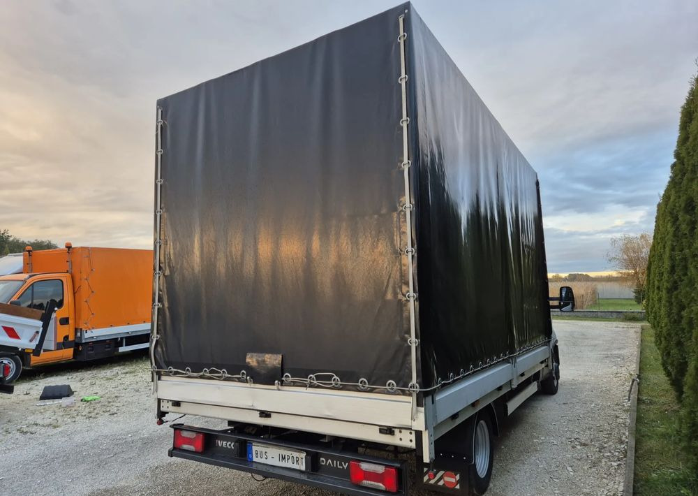 Iveco 35C14 - Dostavno vozilo s ravnom platformom: slika Iveco 35C14 - Dostavno vozilo s ravnom platformom Iveco 35C14 - Dostavno vozilo s ravnom platformom: slika Iveco 35C14 - Dostavno vozilo s ravnom platformom