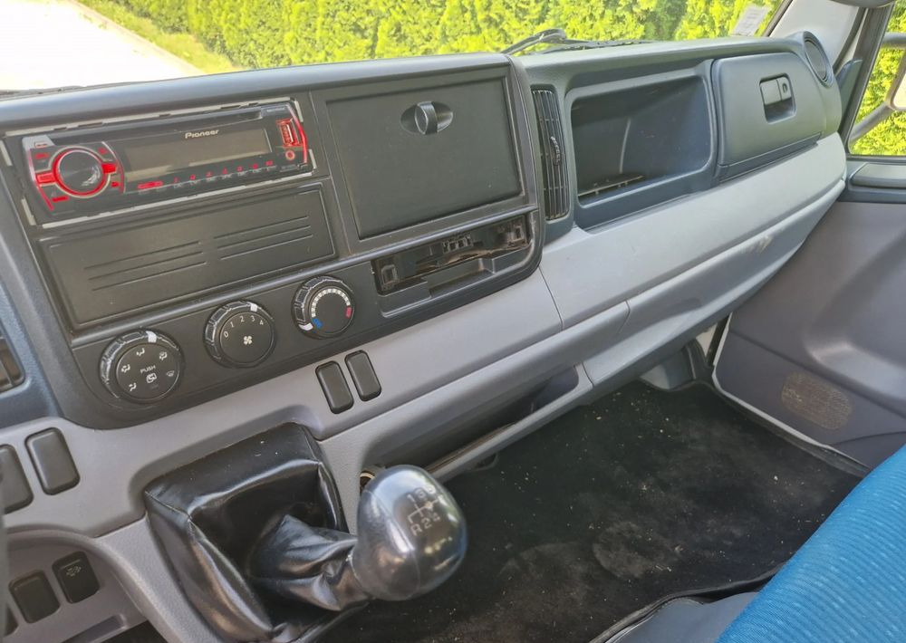 Mali kamion kiper Mitsubishi CANTER 3C13 IVECO 3.0 EURO 5: slika Mali kamion kiper Mitsubishi CANTER 3C13 IVECO 3.0 EURO 5 Mali kamion kiper Mitsubishi CANTER 3C13 IVECO 3.0 EURO 5: slika Mali kamion kiper Mitsubishi CANTER 3C13 IVECO 3.0 EURO 5