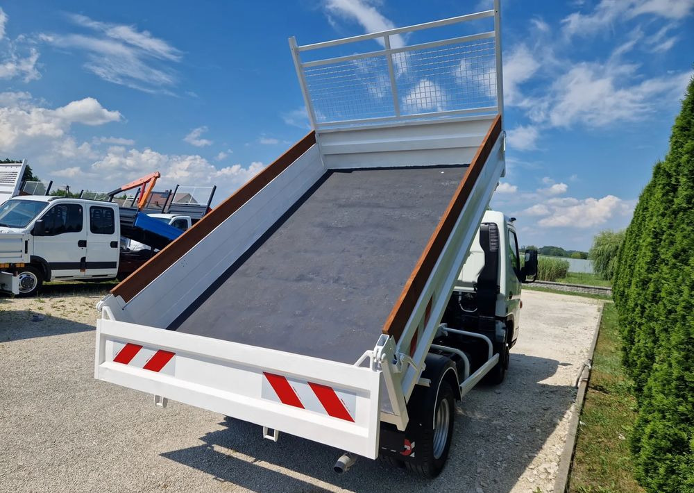 Mali kamion kiper Mitsubishi CANTER 3C13 IVECO 3.0 EURO 5: slika Mali kamion kiper Mitsubishi CANTER 3C13 IVECO 3.0 EURO 5 Mali kamion kiper Mitsubishi CANTER 3C13 IVECO 3.0 EURO 5: slika Mali kamion kiper Mitsubishi CANTER 3C13 IVECO 3.0 EURO 5