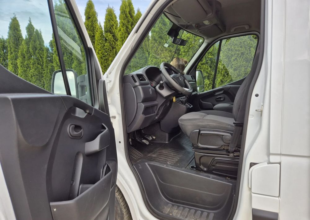 Renault 2.3 Plandeka Burto-Firanka 10 palet - Dostavno vozilo s ravnom platformom: slika Renault 2.3 Plandeka Burto-Firanka 10 palet - Dostavno vozilo s ravnom platformom Renault 2.3 Plandeka Burto-Firanka 10 palet - Dostavno vozilo s ravnom platformom: slika Renault 2.3 Plandeka Burto-Firanka 10 palet - Dostavno vozilo s ravnom platformom