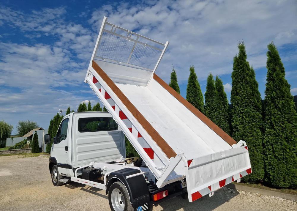 Renault Mascott 3.0 DXI - Mali kamion kiper: slika Renault Mascott 3.0 DXI - Mali kamion kiper Renault Mascott 3.0 DXI - Mali kamion kiper: slika Renault Mascott 3.0 DXI - Mali kamion kiper