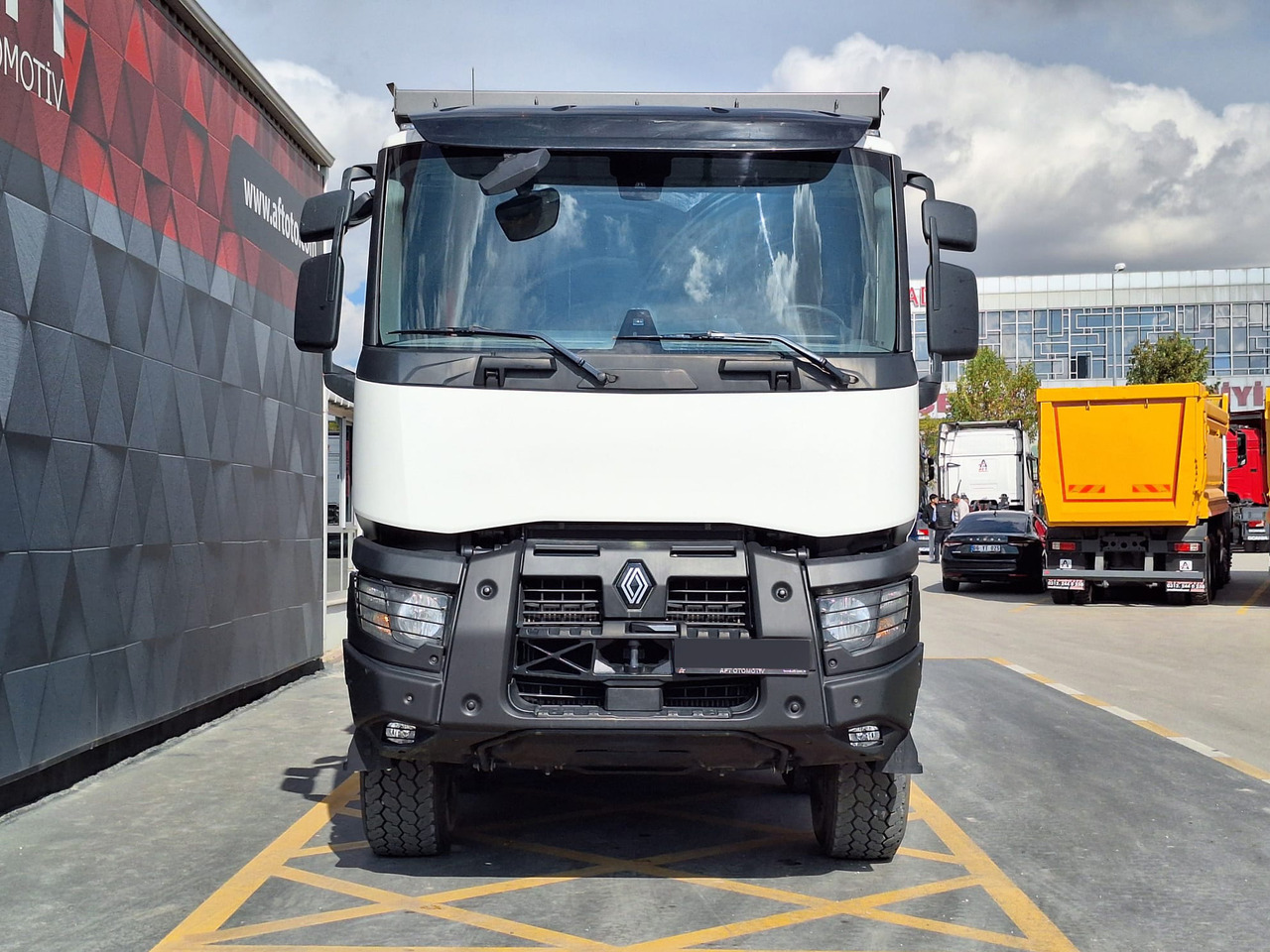 RENAULT K 520 - Kiper: slika RENAULT K 520 - Kiper RENAULT K 520 - Kiper: slika RENAULT K 520 - Kiper