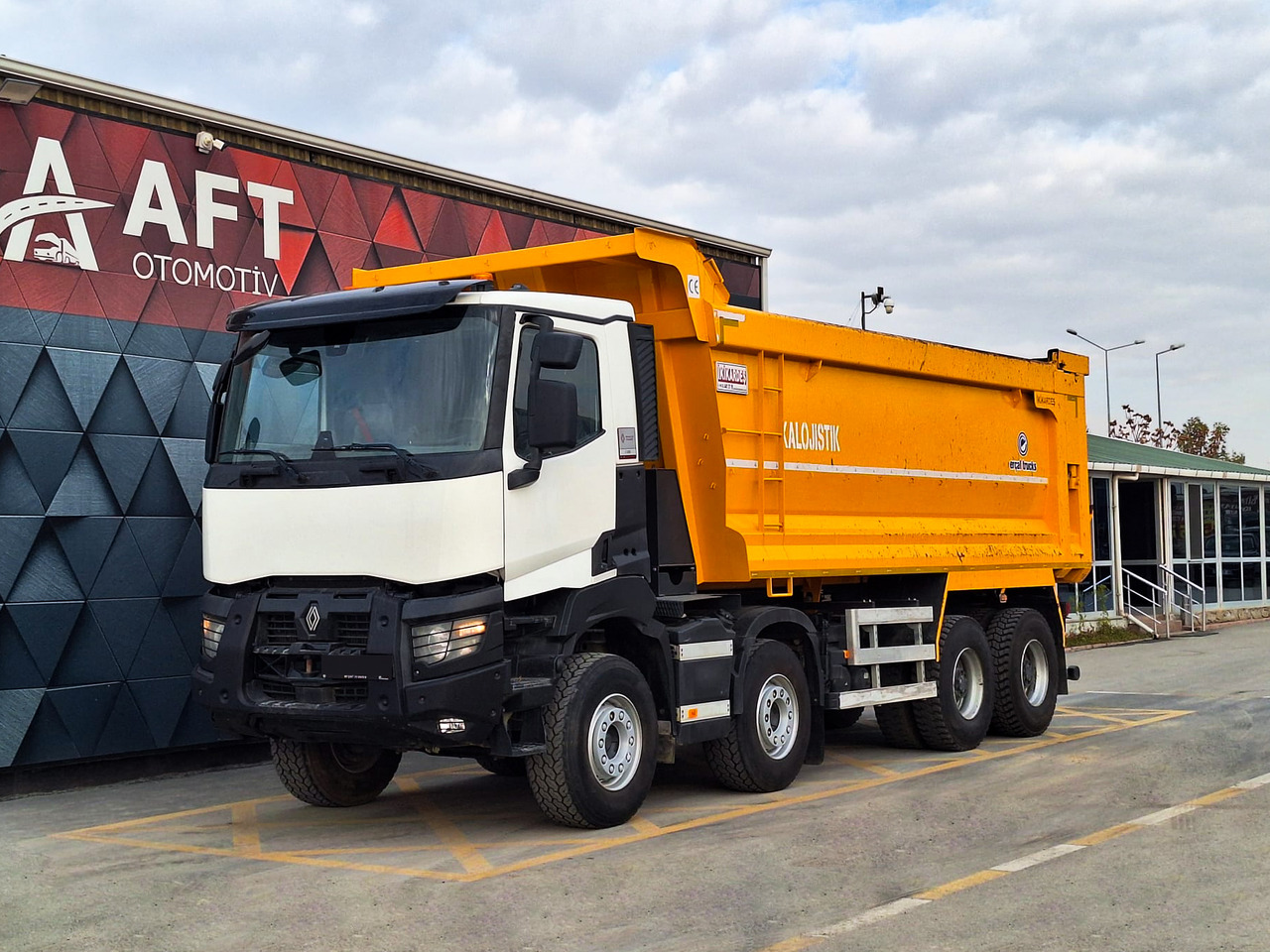RENAULT K 520 - Kiper: slika RENAULT K 520 - Kiper RENAULT K 520 - Kiper: slika RENAULT K 520 - Kiper