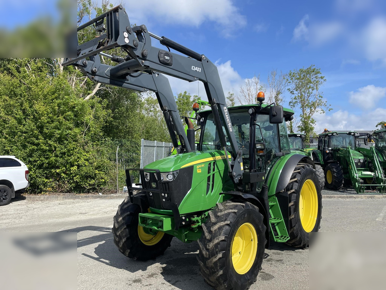 2015 JOHN DEERE 6110RC - Traktor: slika 2015 JOHN DEERE 6110RC - Traktor 2015 JOHN DEERE 6110RC - Traktor: slika 2015 JOHN DEERE 6110RC - Traktor