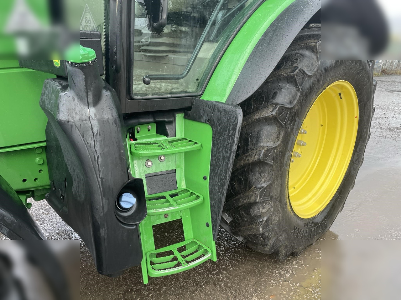 2017 JOHN DEERE 6130R - Traktor: slika 2017 JOHN DEERE 6130R - Traktor 2017 JOHN DEERE 6130R - Traktor: slika 2017 JOHN DEERE 6130R - Traktor