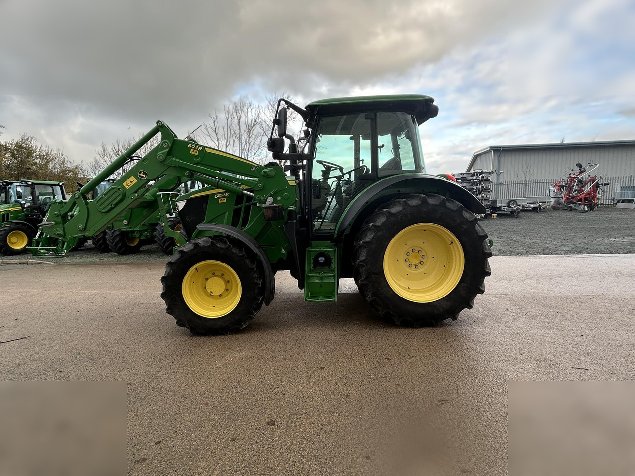 2018 JOHN DEERE 6115MC - Traktor: slika 2018 JOHN DEERE 6115MC - Traktor 2018 JOHN DEERE 6115MC - Traktor: slika 2018 JOHN DEERE 6115MC - Traktor
