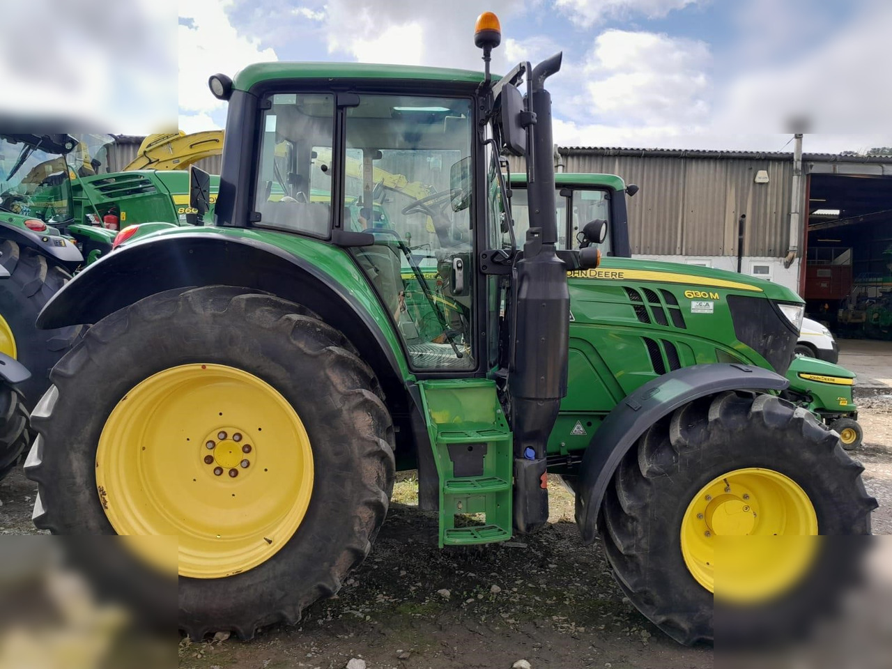 2018 JOHN DEERE 6130M - Traktor: slika 2018 JOHN DEERE 6130M - Traktor 2018 JOHN DEERE 6130M - Traktor: slika 2018 JOHN DEERE 6130M - Traktor