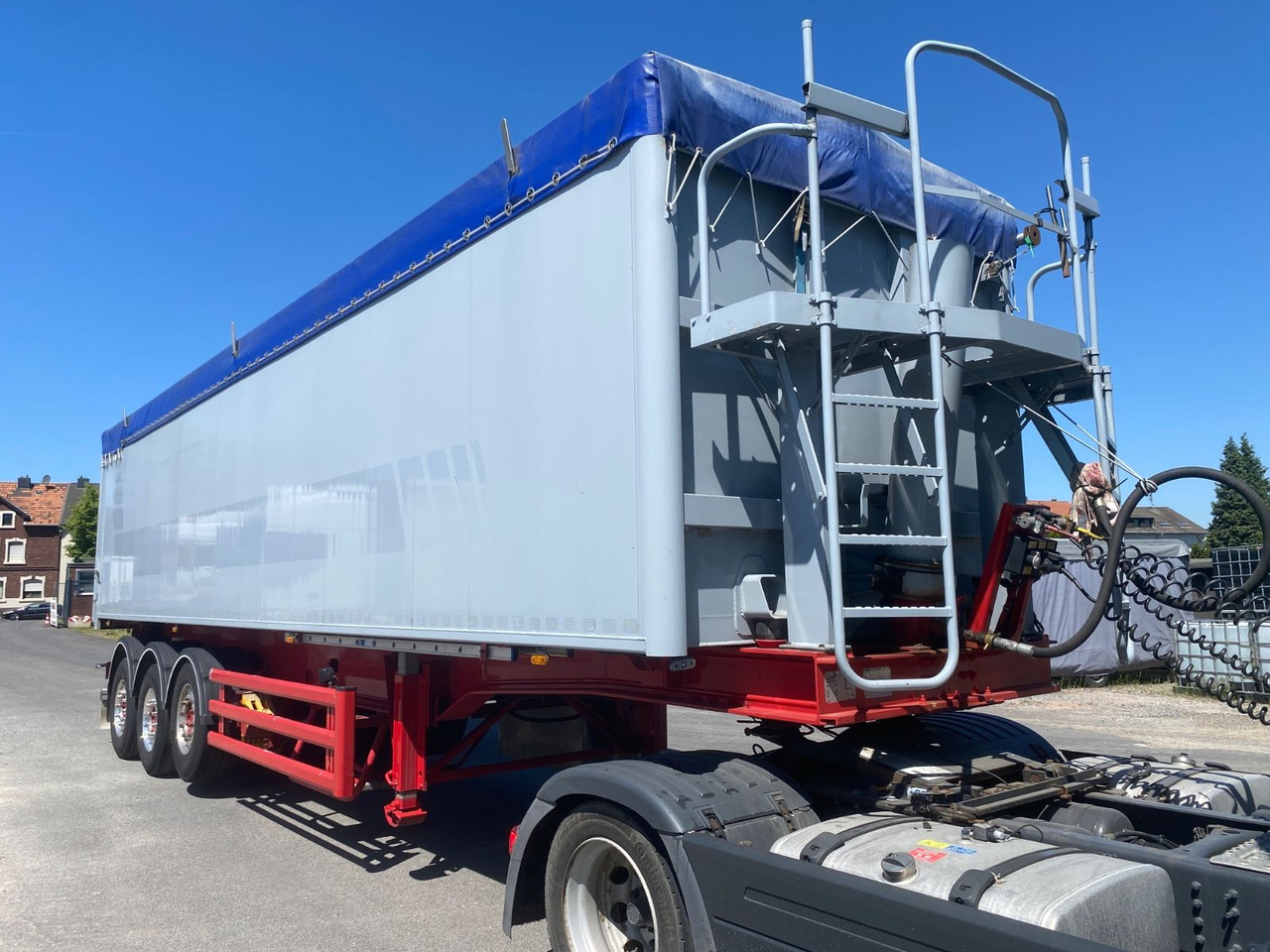 Stas Getreidekipper S300CX/ 57 cbm/ Hydr.+elektr.Hydr - Kiper poluprikolica: slika Stas Getreidekipper S300CX/ 57 cbm/ Hydr.+elektr.Hydr - Kiper poluprikolica Stas Getreidekipper S300CX/ 57 cbm/ Hydr.+elektr.Hydr - Kiper poluprikolica: slika Stas Getreidekipper S300CX/ 57 cbm/ Hydr.+elektr.Hydr - Kiper poluprikolica