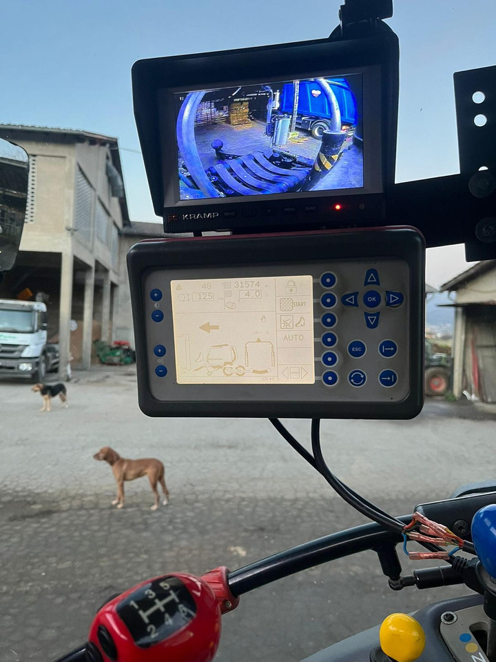 Deutz-Fahr Varimaster 560 - Rolo balirka: slika Deutz-Fahr Varimaster 560 - Rolo balirka Deutz-Fahr Varimaster 560 - Rolo balirka: slika Deutz-Fahr Varimaster 560 - Rolo balirka