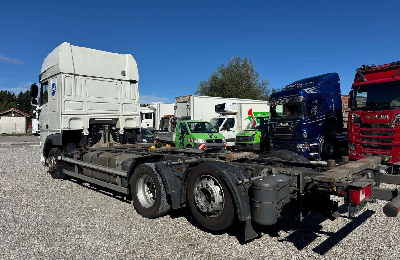 Kamion-šasija DAF XF480  SSC Retarda: slika Kamion-šasija DAF XF480  SSC Retarda