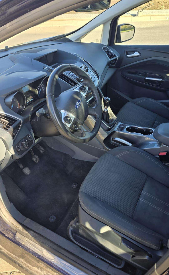 Ford C-MAX - Automobil: slika Ford C-MAX - Automobil Ford C-MAX - Automobil: slika Ford C-MAX - Automobil