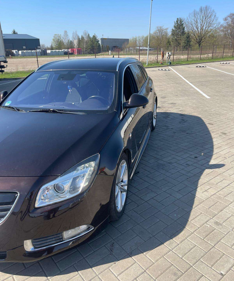 Opel Insignia - Karavan: slika  Opel Insignia - Karavan Opel Insignia - Karavan: slika  Opel Insignia - Karavan