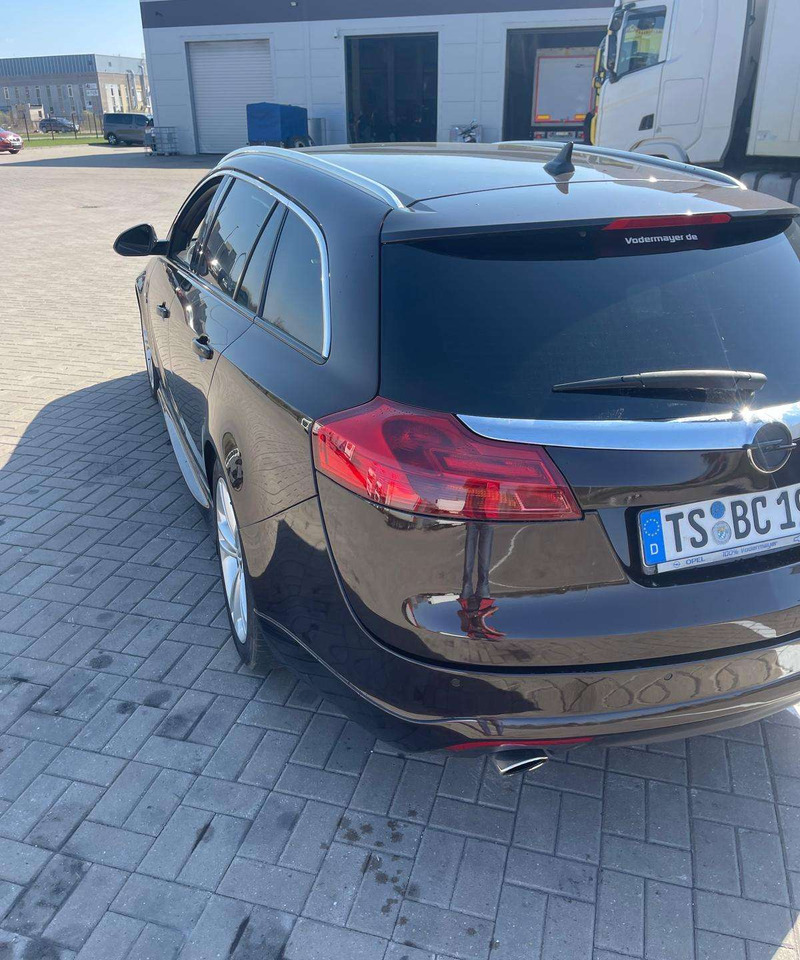 Opel Insignia - Karavan: slika  Opel Insignia - Karavan Opel Insignia - Karavan: slika  Opel Insignia - Karavan