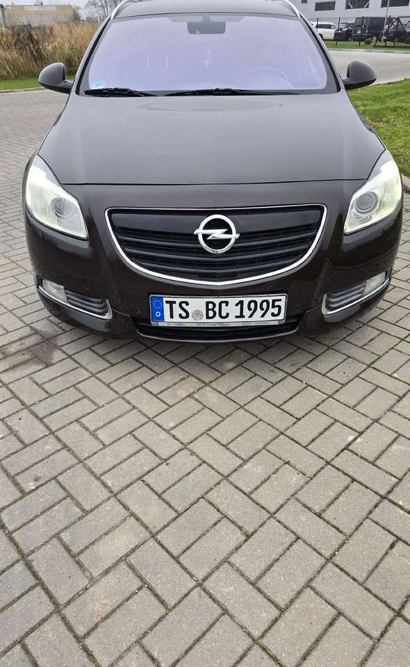Opel Insignia - Karavan: slika Opel Insignia - Karavan Opel Insignia - Karavan: slika Opel Insignia - Karavan