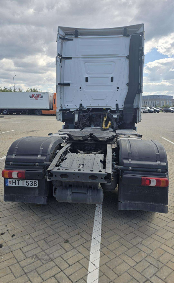 Mercedes-Benz ACTROS - Tegljač: slika Mercedes-Benz ACTROS - Tegljač Mercedes-Benz ACTROS - Tegljač: slika Mercedes-Benz ACTROS - Tegljač
