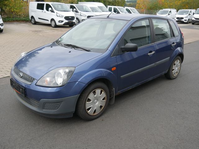 Ford Fiesta 1,3 51 kW Ambiente - Automobil: slika Ford Fiesta 1,3 51 kW Ambiente - Automobil Ford Fiesta 1,3 51 kW Ambiente - Automobil: slika Ford Fiesta 1,3 51 kW Ambiente - Automobil
