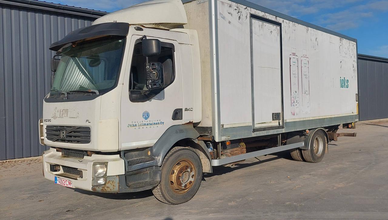 VOLVO FL240 - Kamion sandučar: slika VOLVO FL240 - Kamion sandučar VOLVO FL240 - Kamion sandučar: slika VOLVO FL240 - Kamion sandučar