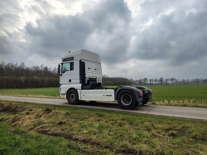 MAN TGA 18-430 - Tegljač: slika MAN TGA 18-430 - Tegljač MAN TGA 18-430 - Tegljač: slika MAN TGA 18-430 - Tegljač