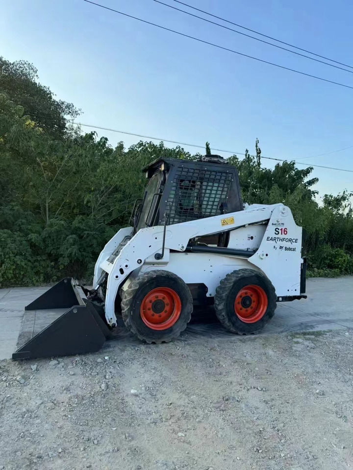 BOBCAT skid steer loader S16 Mining/Agriculture/Urban Construction - Mini utovarivač: slika BOBCAT skid steer loader S16 Mining/Agriculture/Urban Construction - Mini utovarivač BOBCAT skid steer loader S16 Mining/Agriculture/Urban Construction - Mini utovarivač: slika BOBCAT skid steer loader S16 Mining/Agriculture/Urban Construction - Mini utovarivač