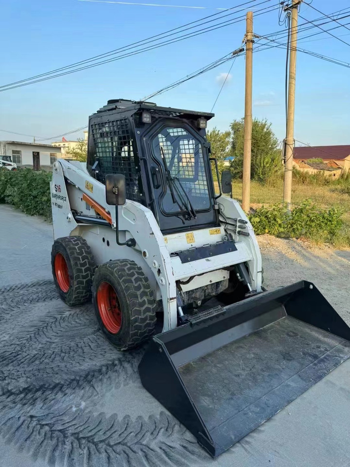 BOBCAT skid steer loader S16 Mining/Agriculture/Urban Construction - Mini utovarivač: slika BOBCAT skid steer loader S16 Mining/Agriculture/Urban Construction - Mini utovarivač BOBCAT skid steer loader S16 Mining/Agriculture/Urban Construction - Mini utovarivač: slika BOBCAT skid steer loader S16 Mining/Agriculture/Urban Construction - Mini utovarivač