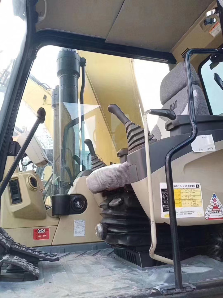 CATERPILLAR 325C used excavator low price for sale caterpillar - Bager gusjeničar: slika CATERPILLAR 325C used excavator low price for sale caterpillar - Bager gusjeničar CATERPILLAR 325C used excavator low price for sale caterpillar - Bager gusjeničar: slika CATERPILLAR 325C used excavator low price for sale caterpillar - Bager gusjeničar