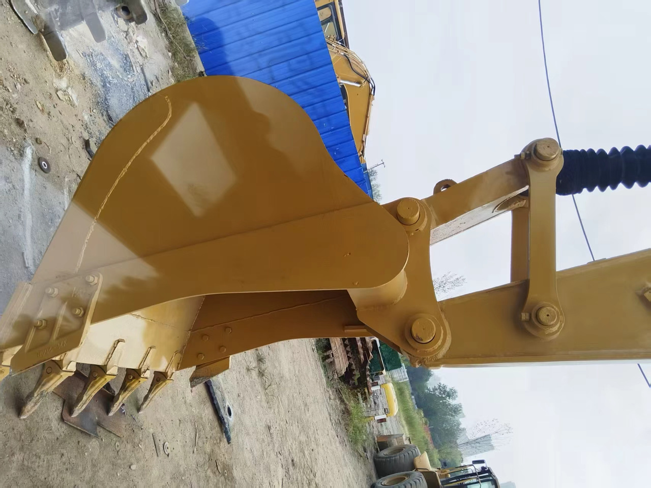 CATERPILLAR 330DL good condition 2024 30 ton excavator for sale - Bager gusjeničar: slika CATERPILLAR 330DL good condition 2024 30 ton excavator for sale - Bager gusjeničar CATERPILLAR 330DL good condition 2024 30 ton excavator for sale - Bager gusjeničar: slika CATERPILLAR 330DL good condition 2024 30 ton excavator for sale - Bager gusjeničar