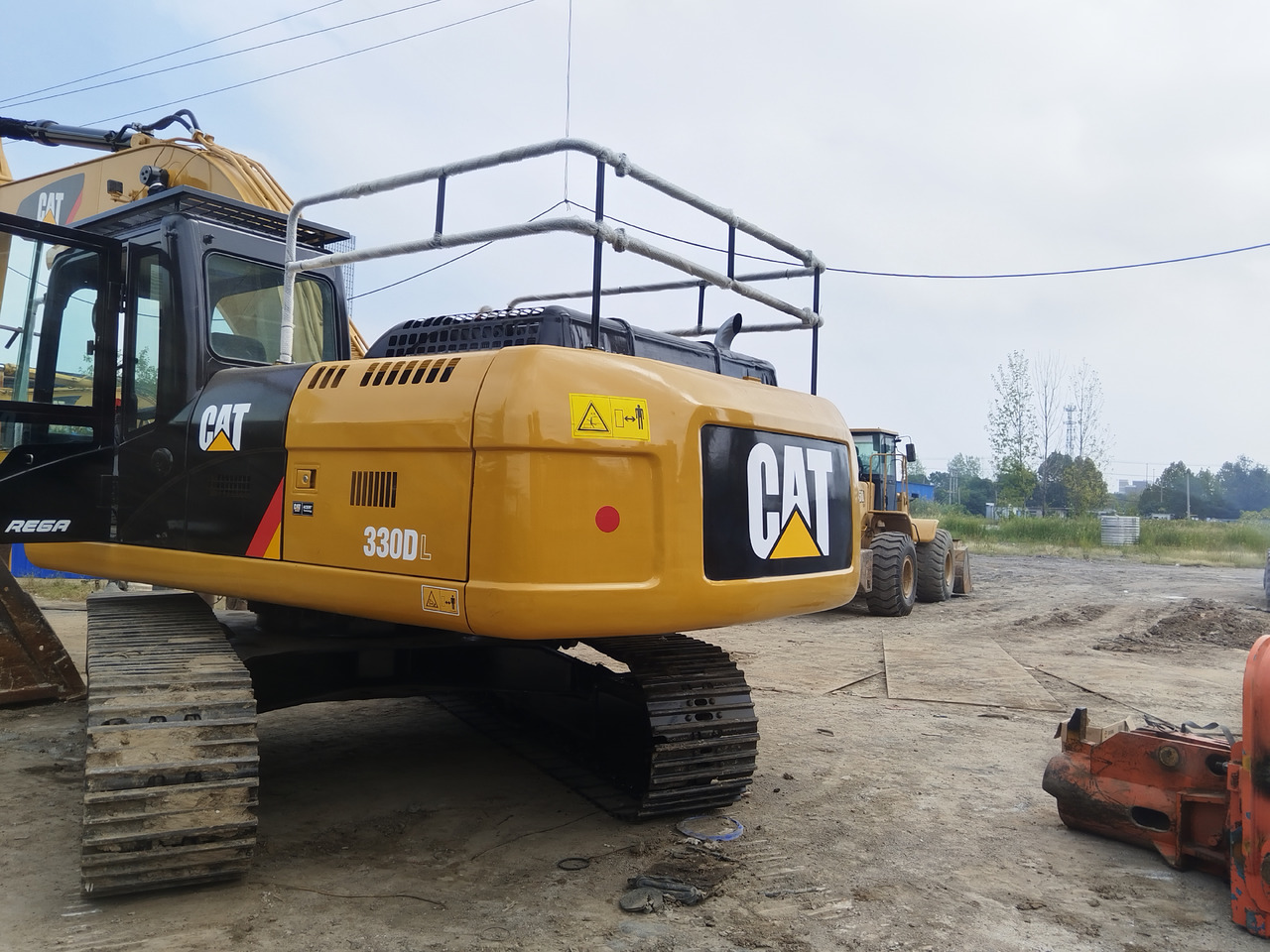 CATERPILLAR 330DL good condition 2024 30 ton excavator for sale - Bager gusjeničar: slika CATERPILLAR 330DL good condition 2024 30 ton excavator for sale - Bager gusjeničar CATERPILLAR 330DL good condition 2024 30 ton excavator for sale - Bager gusjeničar: slika CATERPILLAR 330DL good condition 2024 30 ton excavator for sale - Bager gusjeničar