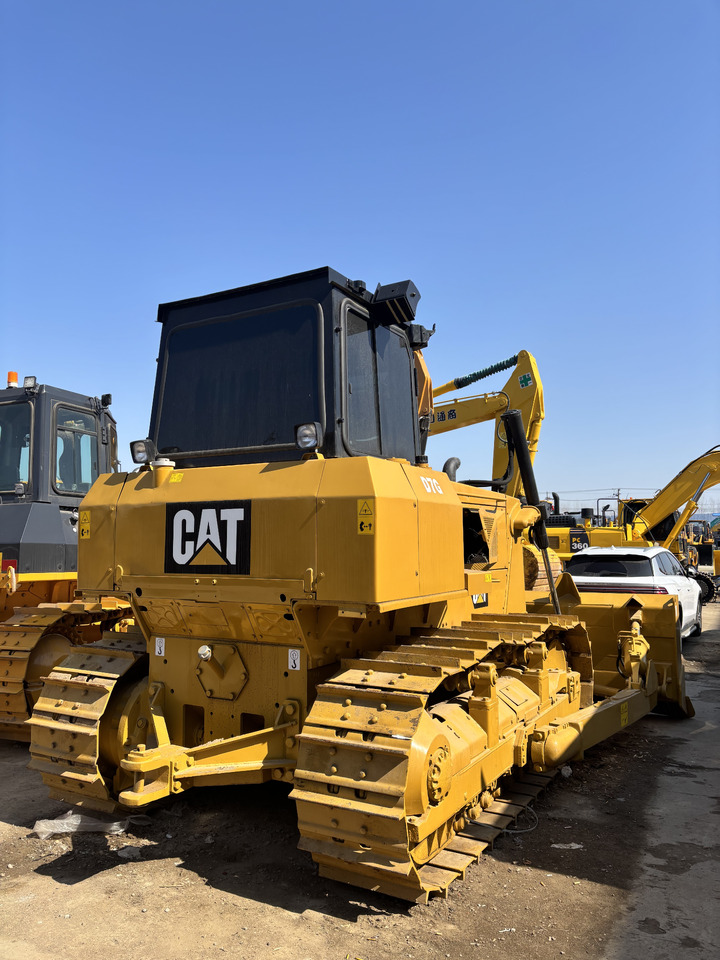 CATERPILLAR D7G - Buldožer: slika CATERPILLAR D7G - Buldožer CATERPILLAR D7G - Buldožer: slika CATERPILLAR D7G - Buldožer
