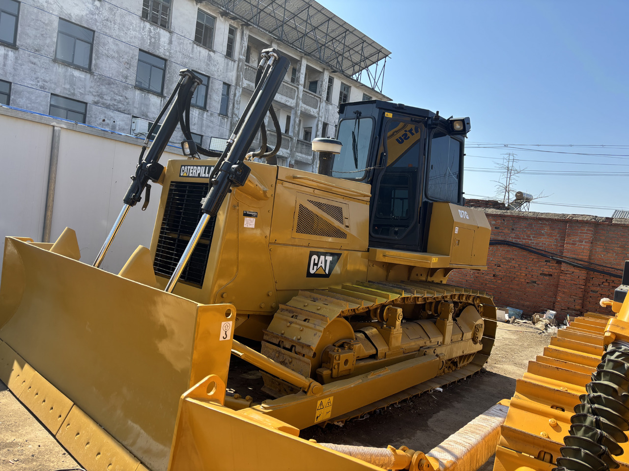 CATERPILLAR D7G - Buldožer: slika CATERPILLAR D7G - Buldožer CATERPILLAR D7G - Buldožer: slika CATERPILLAR D7G - Buldožer