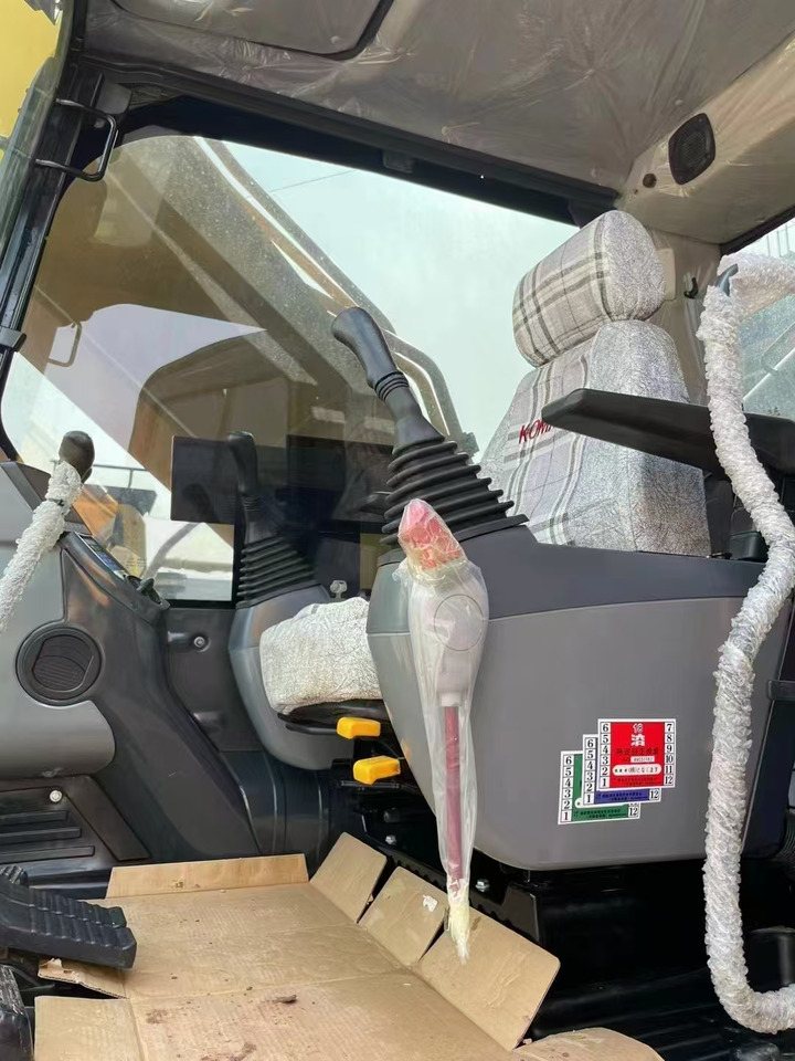 KOMATSU pc350-8 35 tons excavator Japan original - Bager gusjeničar: slika KOMATSU pc350-8 35 tons excavator Japan original - Bager gusjeničar KOMATSU pc350-8 35 tons excavator Japan original - Bager gusjeničar: slika KOMATSU pc350-8 35 tons excavator Japan original - Bager gusjeničar