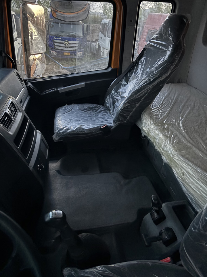 SHACMAN X3000 6x4 dump truck Customization available upon request - Kiper: slika SHACMAN X3000 6x4 dump truck Customization available upon request - Kiper SHACMAN X3000 6x4 dump truck Customization available upon request - Kiper: slika SHACMAN X3000 6x4 dump truck Customization available upon request - Kiper