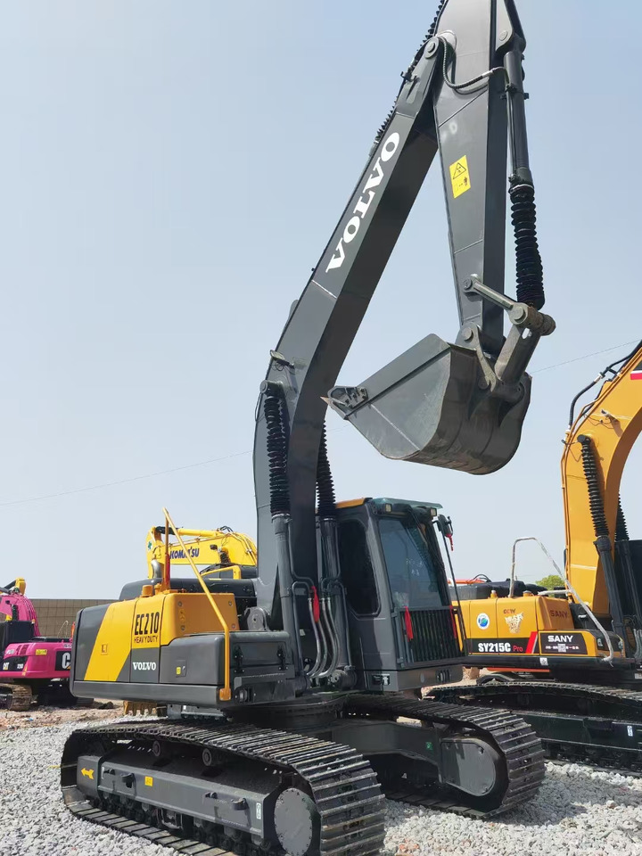 VOLVO EC210 used excavator - Bager gusjeničar: slika VOLVO EC210 used excavator - Bager gusjeničar VOLVO EC210 used excavator - Bager gusjeničar: slika VOLVO EC210 used excavator - Bager gusjeničar