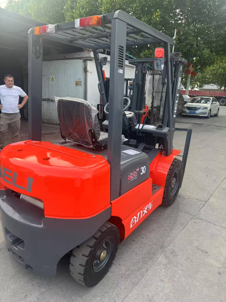 Heli stock new 2024 model 3T diesel forklift Customizable Mast & Clamp - Diesel viličar: slika heli stock new 2024 model 3T diesel forklift Customizable Mast & Clamp - Diesel viličar Heli stock new 2024 model 3T diesel forklift Customizable Mast & Clamp - Diesel viličar: slika heli stock new 2024 model 3T diesel forklift Customizable Mast & Clamp - Diesel viličar