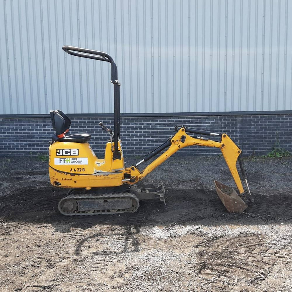 JCB 8008 - Mini bager: slika JCB 8008 - Mini bager JCB 8008 - Mini bager: slika JCB 8008 - Mini bager