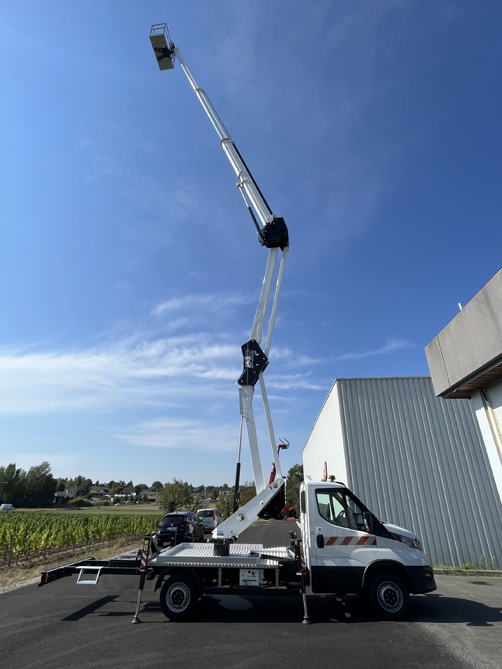 Zakup IVECO DAILY SOCAGE 24D SPEED IVECO DAILY SOCAGE 24D SPEED: slika Zakup IVECO DAILY SOCAGE 24D SPEED IVECO DAILY SOCAGE 24D SPEED