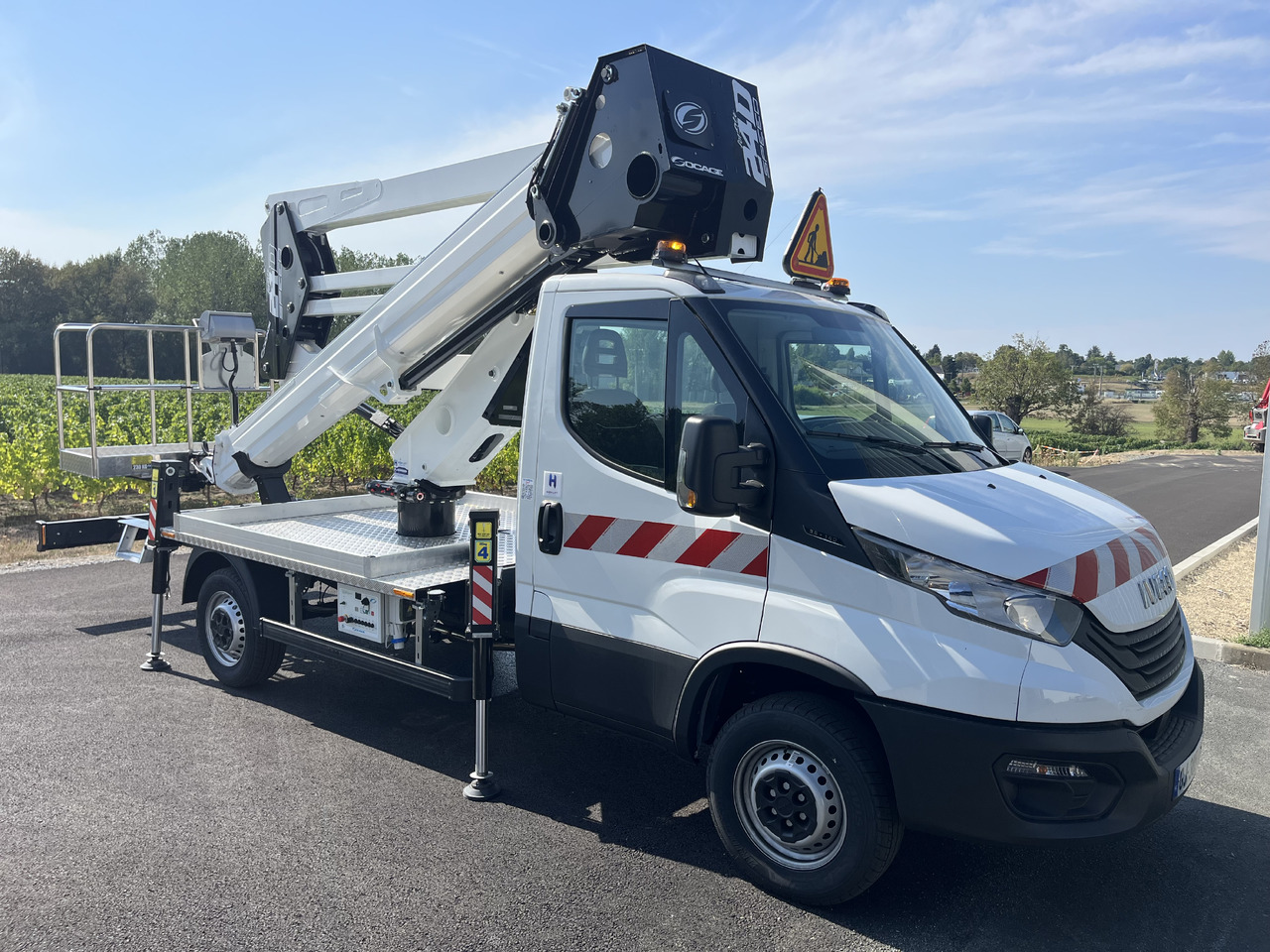 Zakup IVECO DAILY SOCAGE 24D SPEED IVECO DAILY SOCAGE 24D SPEED: slika Zakup IVECO DAILY SOCAGE 24D SPEED IVECO DAILY SOCAGE 24D SPEED
