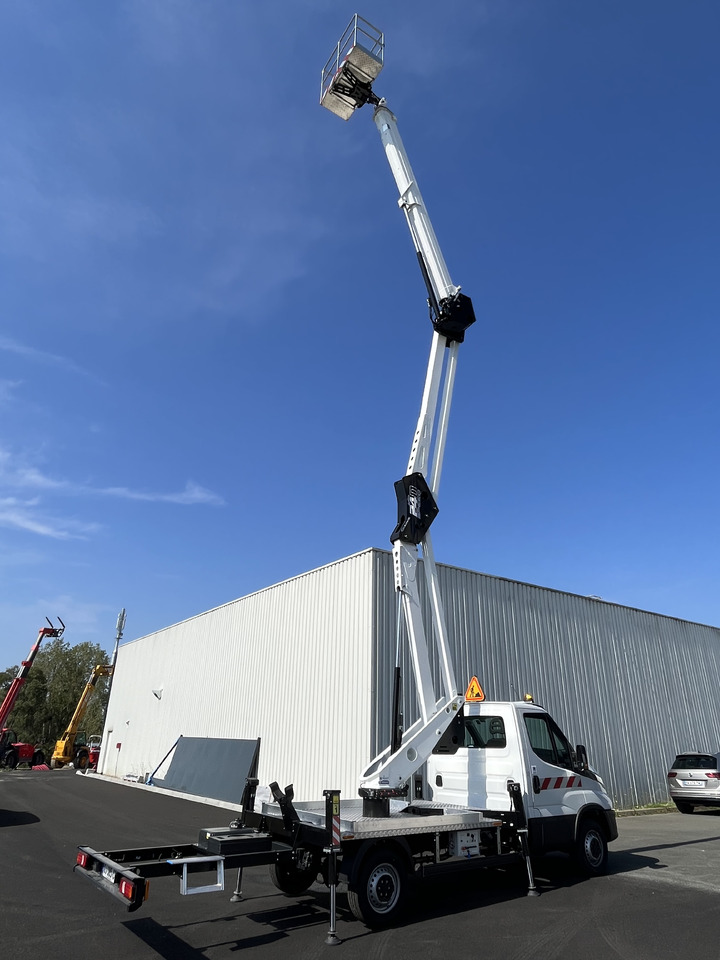 Zakup IVECO DAILY SOCAGE 24D SPEED IVECO DAILY SOCAGE 24D SPEED: slika Zakup IVECO DAILY SOCAGE 24D SPEED IVECO DAILY SOCAGE 24D SPEED