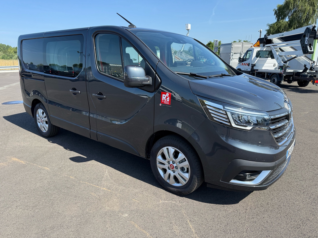 RENAULT Trafic - Furgon: slika RENAULT Trafic - Furgon RENAULT Trafic - Furgon: slika RENAULT Trafic - Furgon